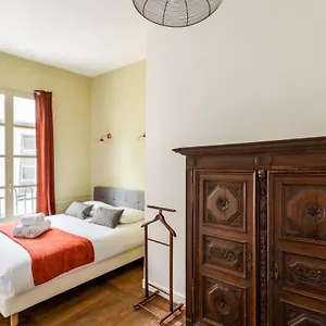 Dame De Coeur - Spacieux En Plein Centre Historique Appartement Rennes